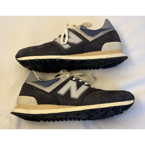 NEW BALANCE 574 Unisex Sneakers M10/W11.5 Black Cement Slate Gray Shoes U574SGG